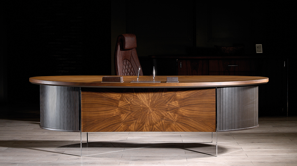 Gordias Vip Executive Desk Set