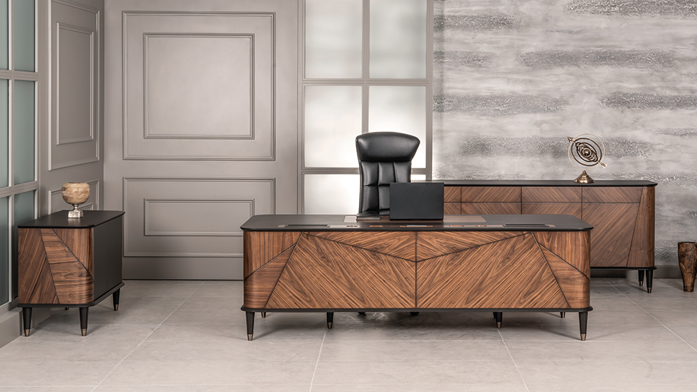 Pallas Vip Executive Desk Set