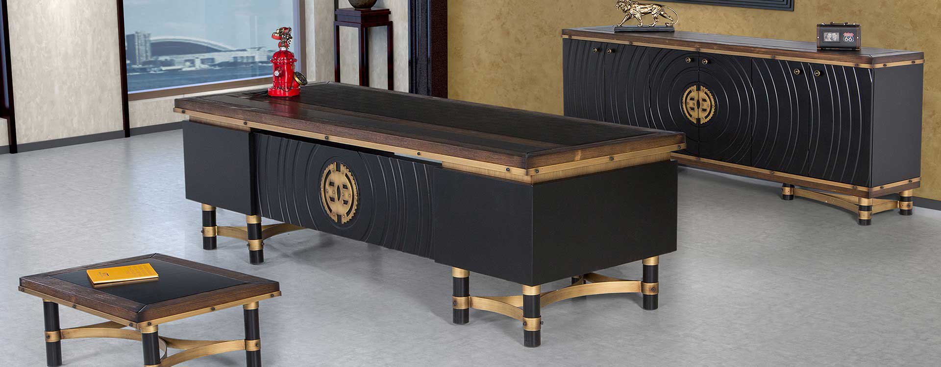 Pazza Vip Executive Desk Set